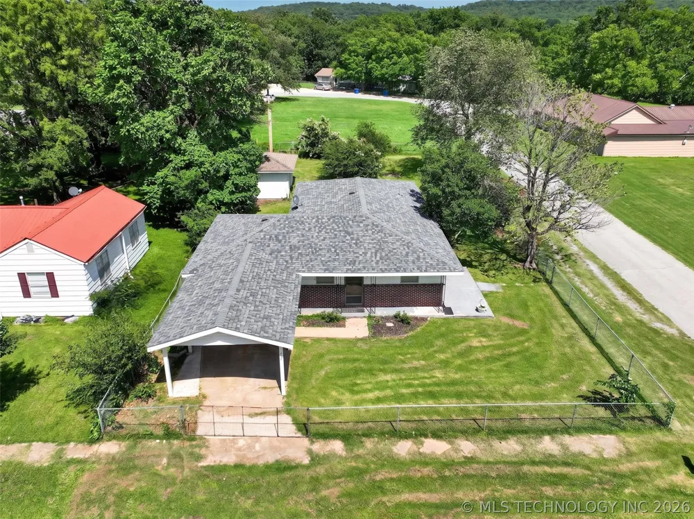 202 Talihina Street Salina, OK 74365