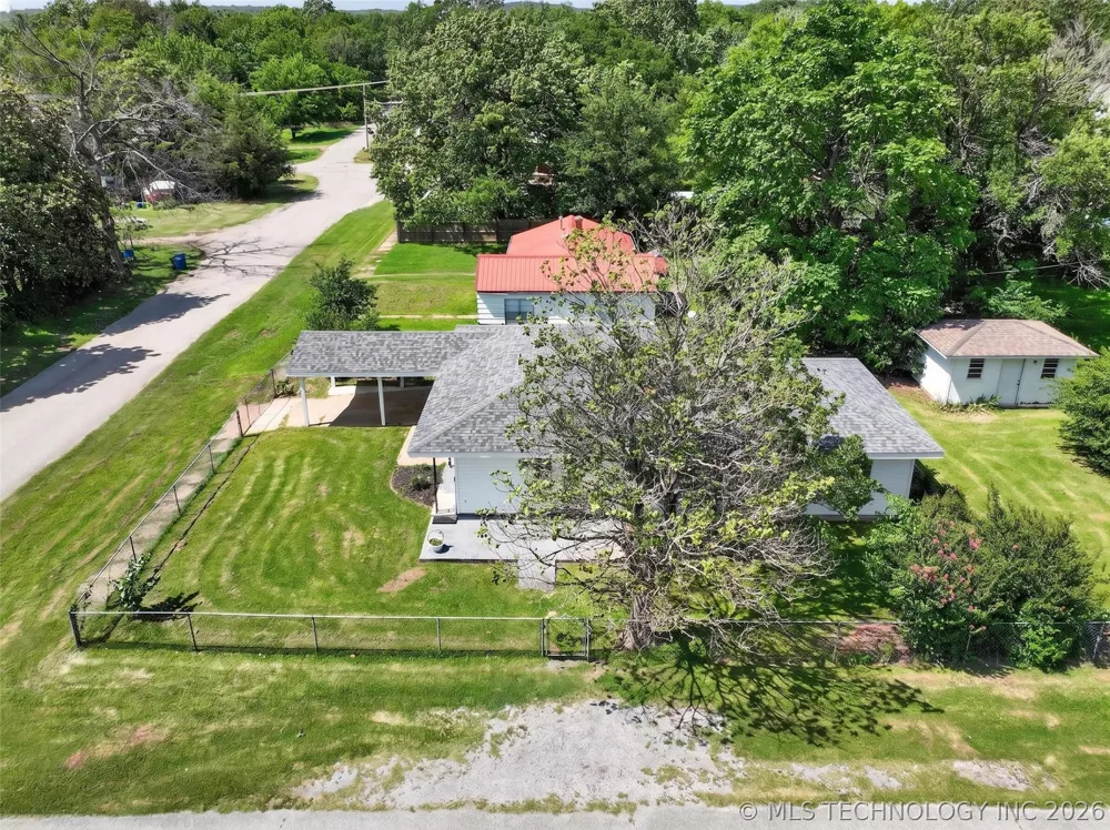 202 Talihina Street Salina, OK 74365