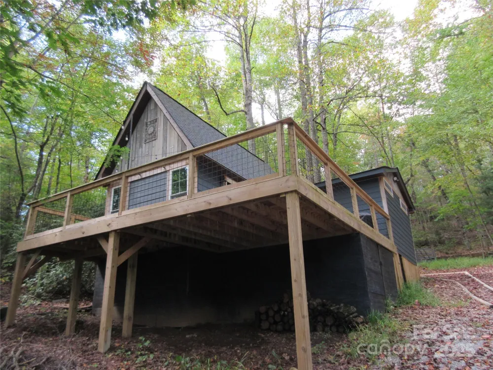 30 Rainbow Lake Circle Black Mountain, NC 28711