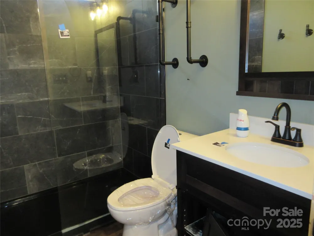 30 Rainbow Lake Circle Black Mountain, NC 28711