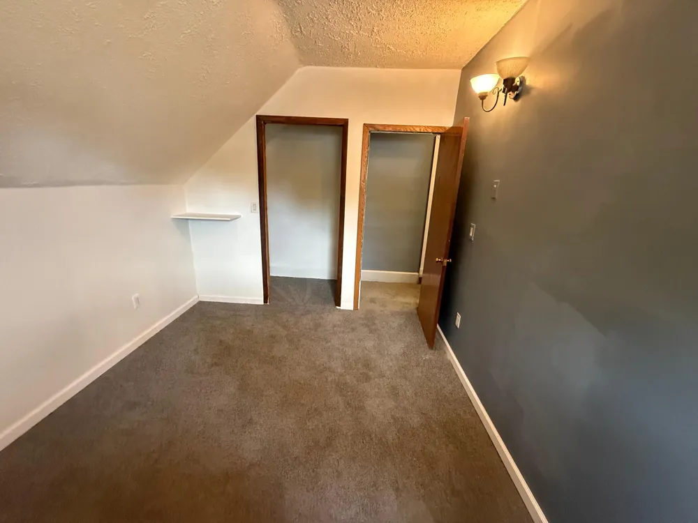 410 W 2nd Avenue Keewatin, MN 55753