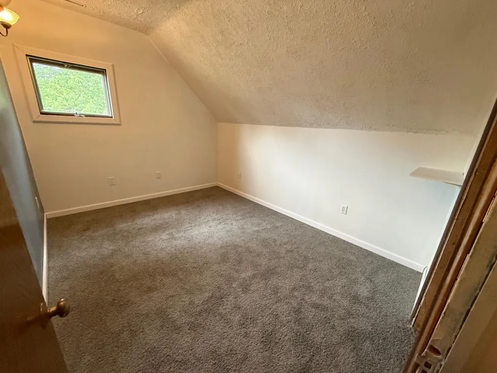 410 W 2nd Avenue Keewatin, MN 55753