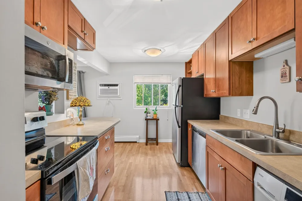 240 Wentworth Avenue W #306 West Saint Paul, MN 55118