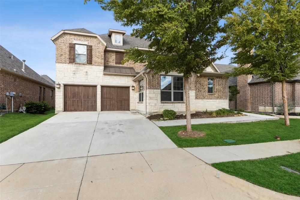 3737 Nottingham Drive The Colony, TX 75056