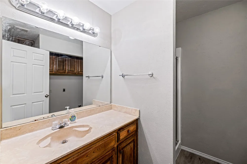 321 Gardenview Street Denton, TX 76207