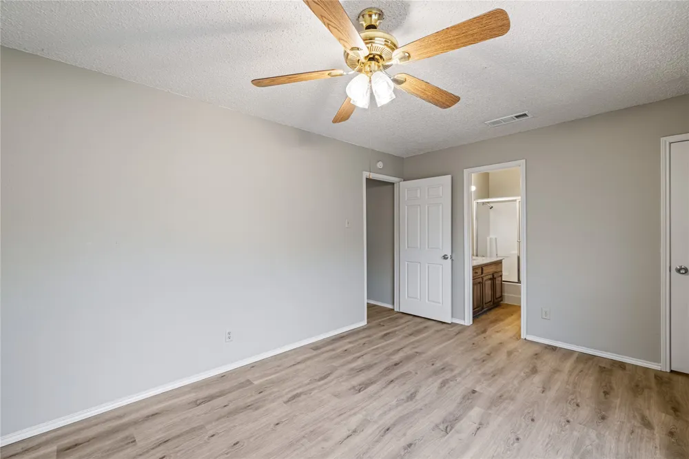 321 Gardenview Street Denton, TX 76207