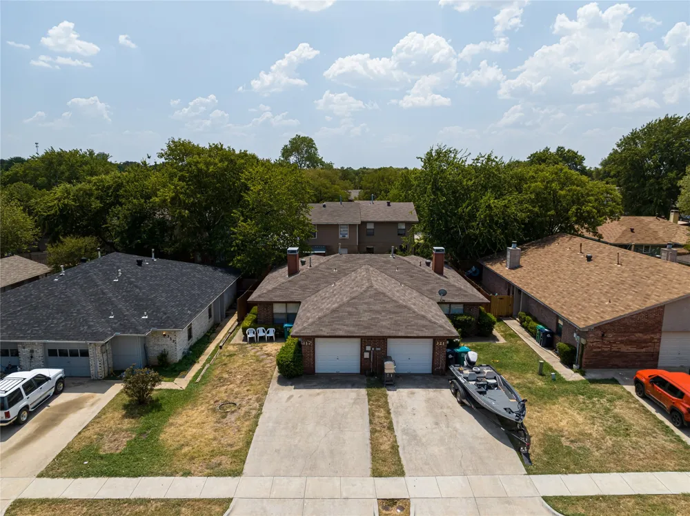 321 Gardenview Street Denton, TX 76207
