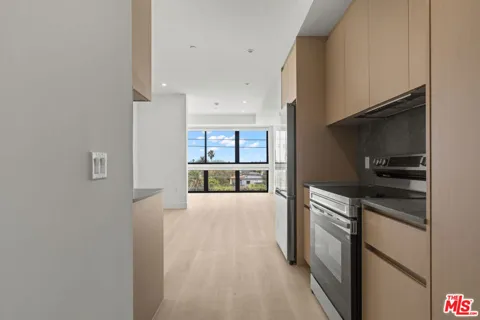 1808 Lincoln Boulevard #306