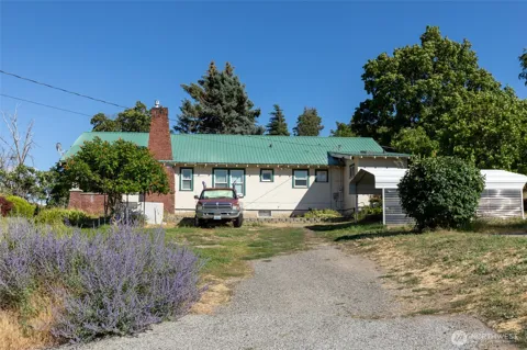 2115 Sleepy Hollow Road