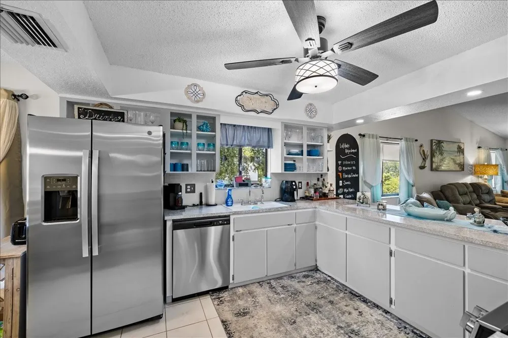 6653 RIVER RUN BOULEVARD #6653 Weeki Wachee, FL 34607