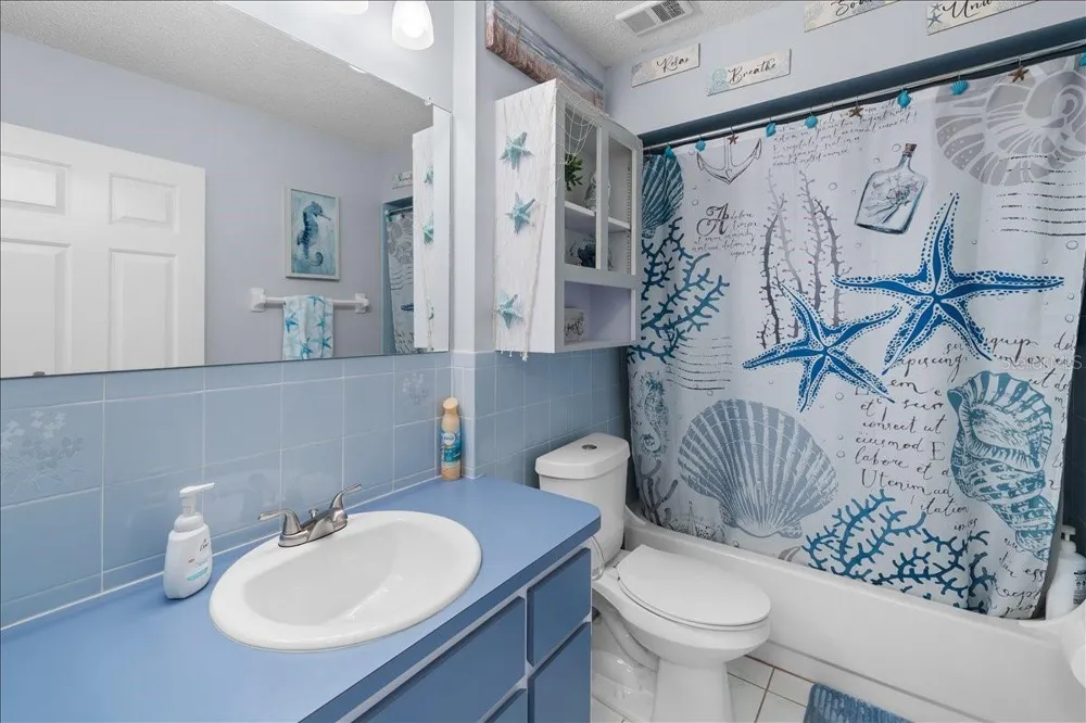 6653 RIVER RUN BOULEVARD #6653 Weeki Wachee, FL 34607