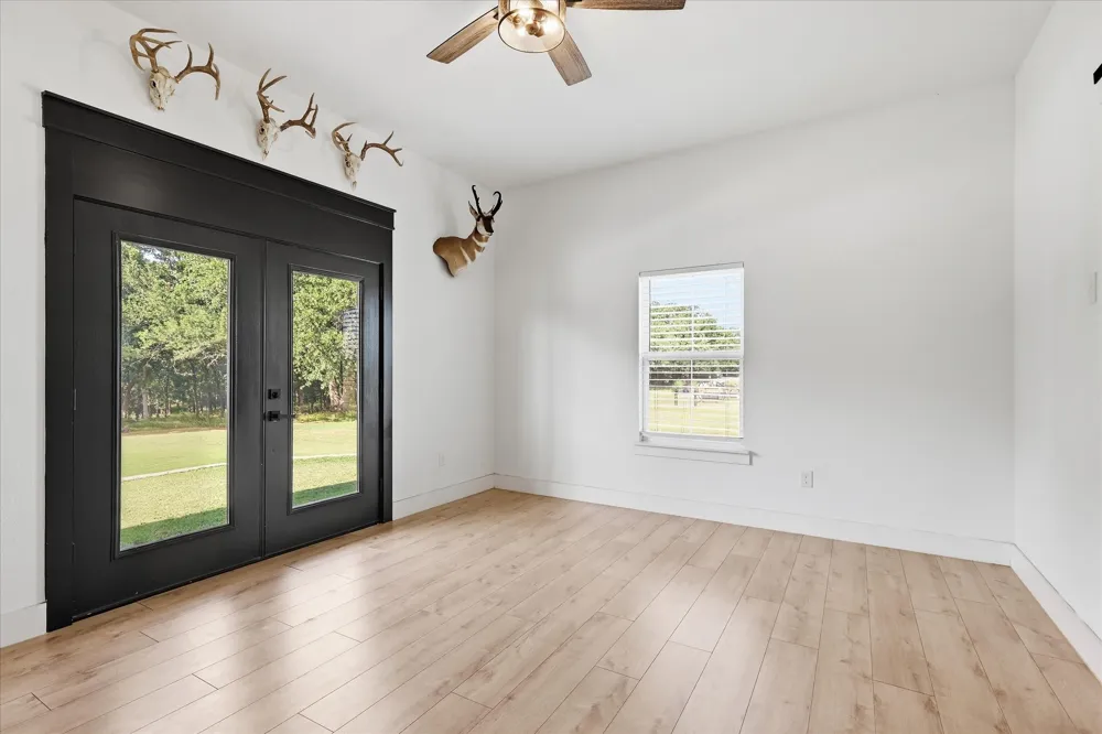 596 County Road 4668 Rhome, TX 76078