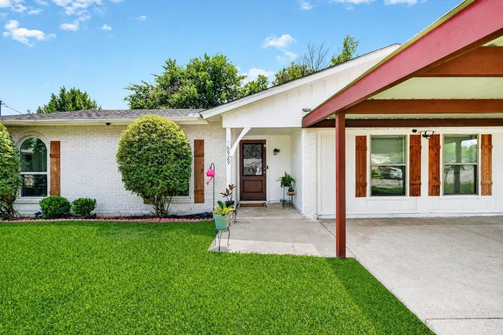 6929 Declaration Street Watauga, TX 76148