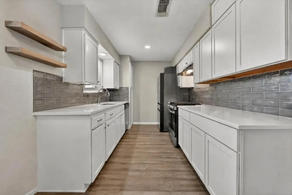 6929 Declaration Street Watauga, TX 76148
