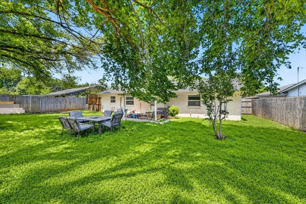 6929 Declaration Street Watauga, TX 76148