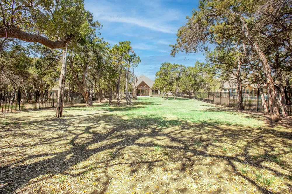 1165 Flint Rock Loop Driftwood, TX 78619