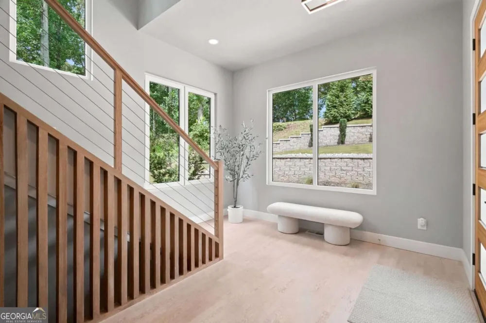 5545 Our RD Oakwood, GA 30566