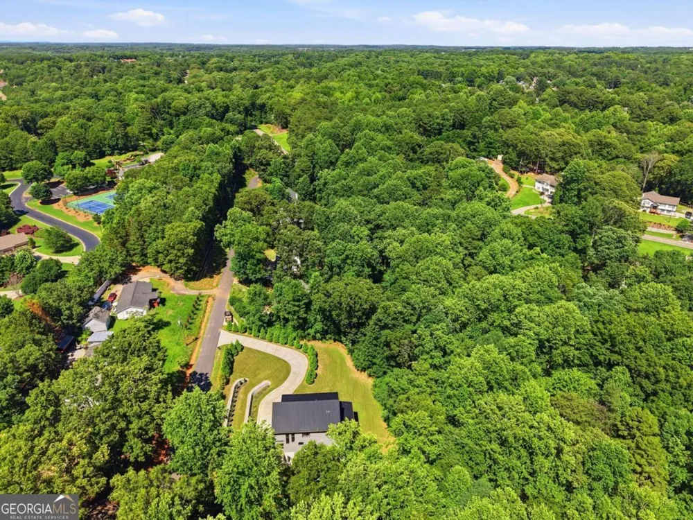 5545 Our RD Oakwood, GA 30566