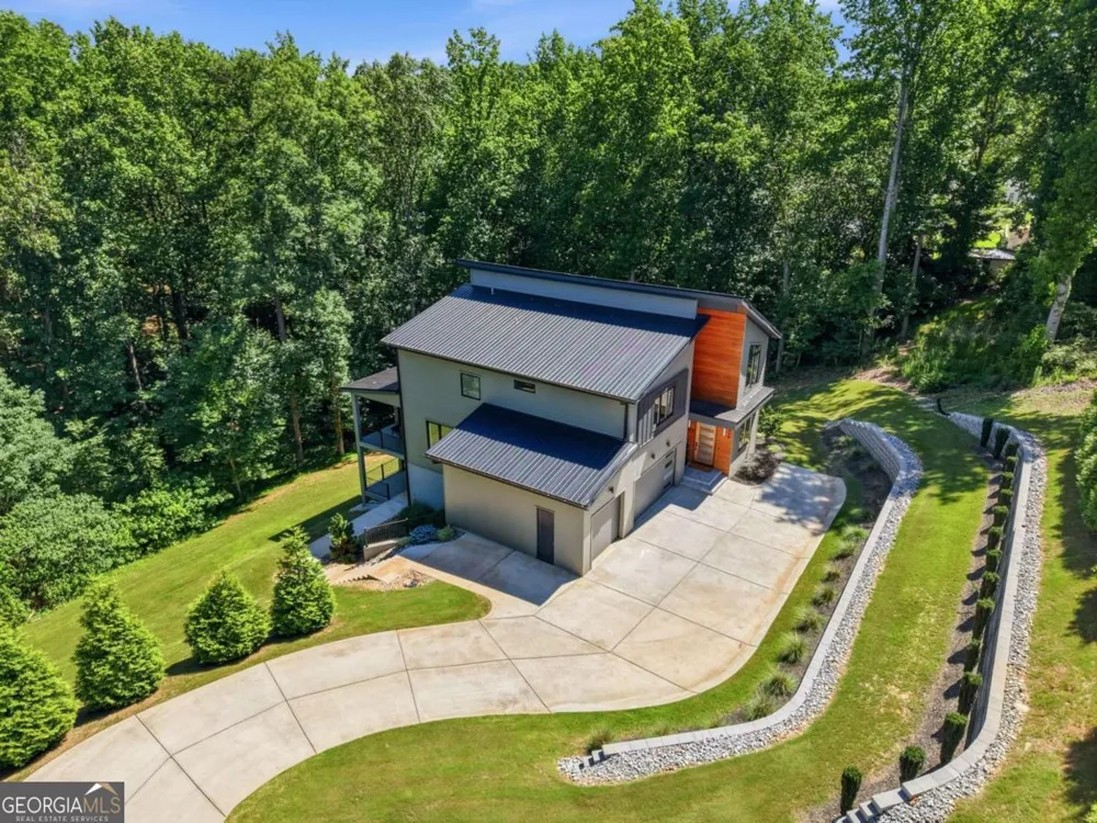 5545 Our RD Oakwood, GA 30566