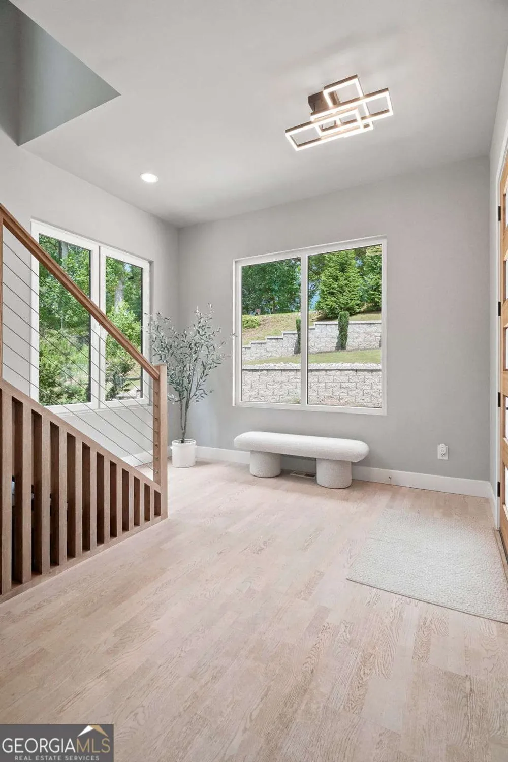 5545 Our RD Oakwood, GA 30566