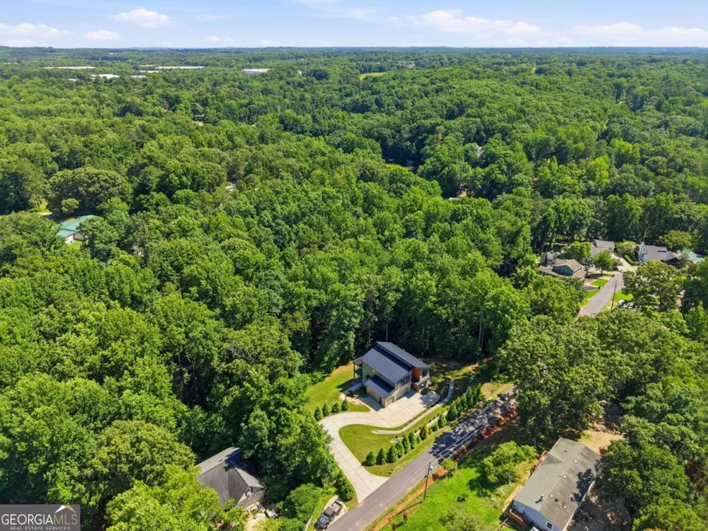 5545 Our RD Oakwood, GA 30566
