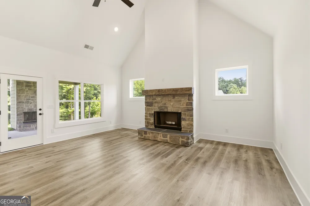 341 Cammie WAY Williamson, GA 30292