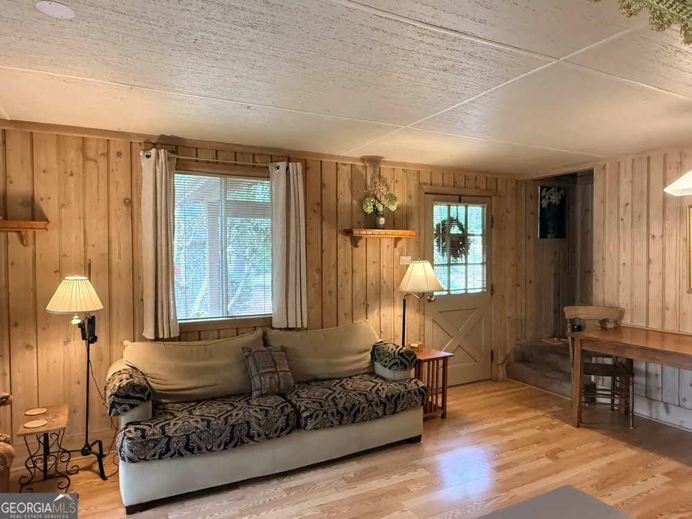 75 Alpine DR Pine Mountain, GA 31822