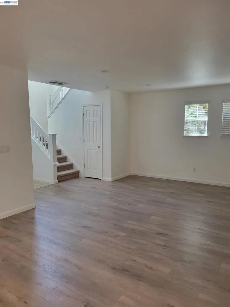 313 Turnstone Cir Pittsburg, CA 94565