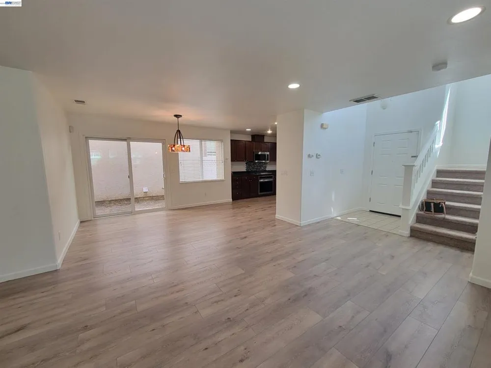 313 Turnstone Cir Pittsburg, CA 94565