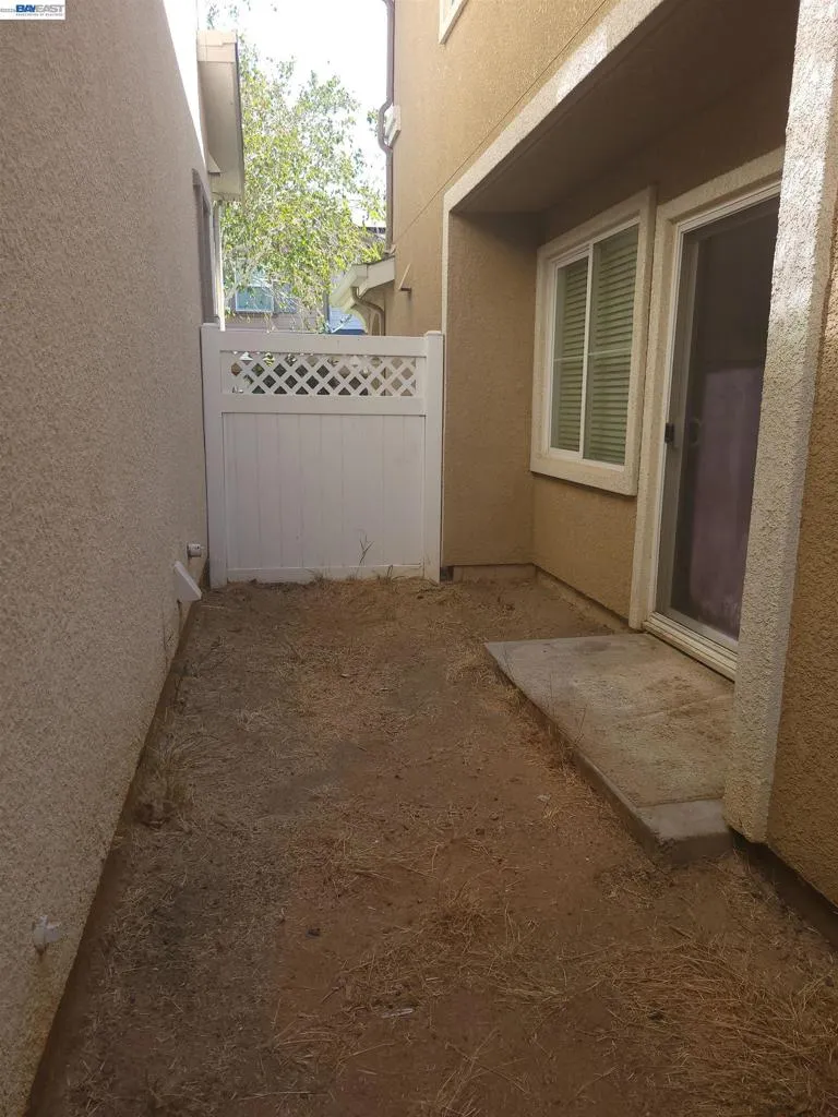 313 Turnstone Cir Pittsburg, CA 94565