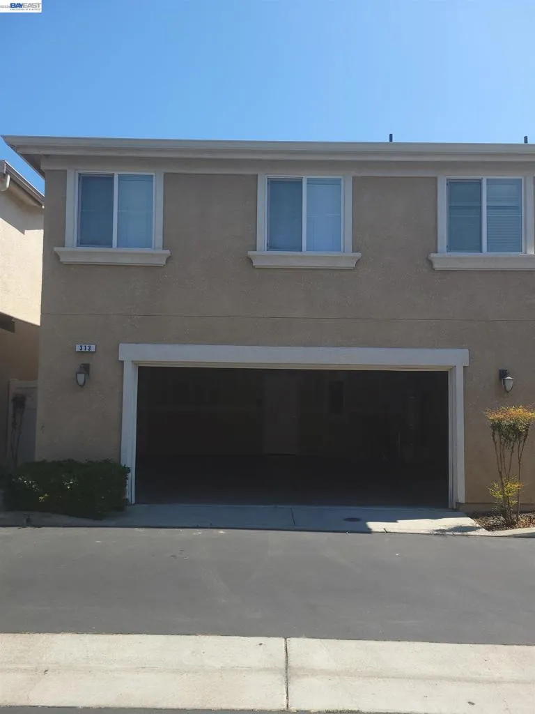 313 Turnstone Cir Pittsburg, CA 94565