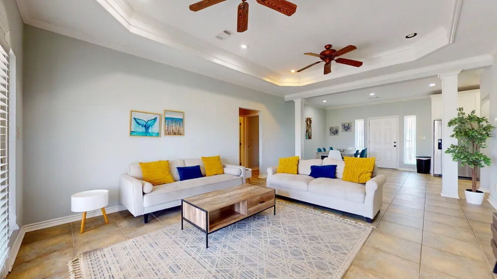 2010 Vista Dr Crystal Beach, TX 77650