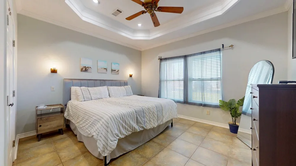 2010 Vista Dr Crystal Beach, TX 77650