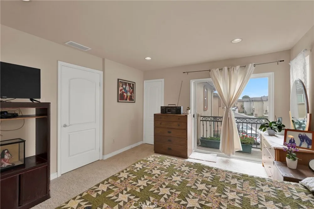 8306 Telegraph Downey, CA 90240