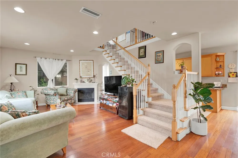 8306 Telegraph Downey, CA 90240