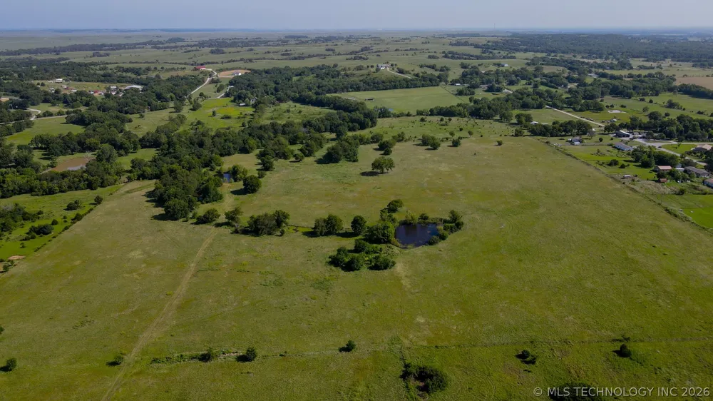 E 186th Street Skiatook, OK 74070