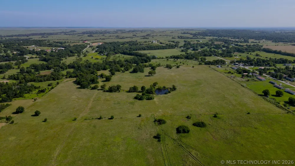 E 186th Street Skiatook, OK 74070