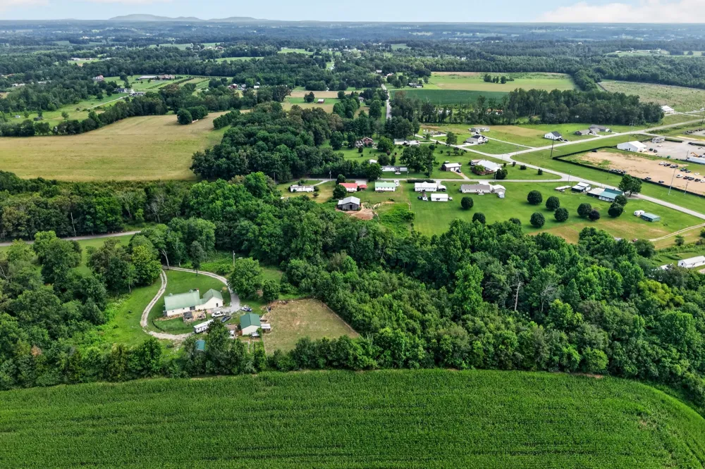 109 Brown Rd Morrison, TN 37357