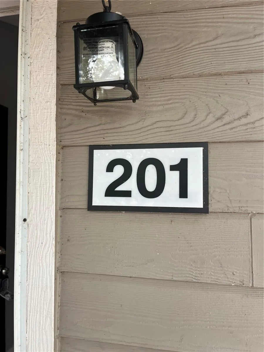 537 SUN RIDGE PLACE #201 Altamonte Springs, FL 32714