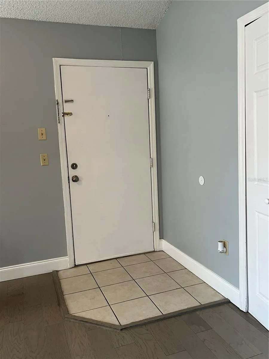 537 SUN RIDGE PLACE #201 Altamonte Springs, FL 32714