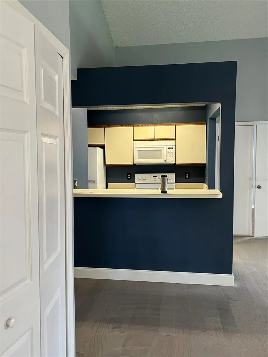 537 SUN RIDGE PLACE #201 Altamonte Springs, FL 32714