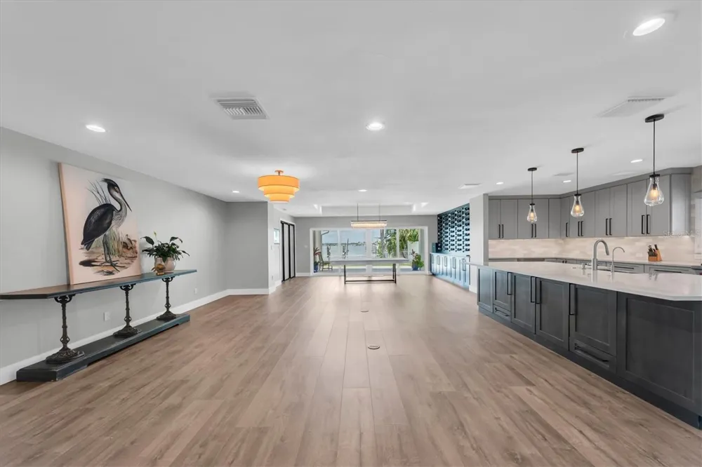 303 BATH CLUB BOULEVARD North Redington Beach, FL 33708