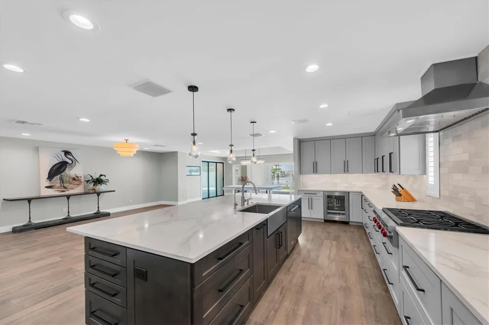 303 BATH CLUB BOULEVARD North Redington Beach, FL 33708