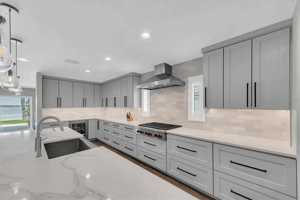 303 BATH CLUB BOULEVARD North Redington Beach, FL 33708
