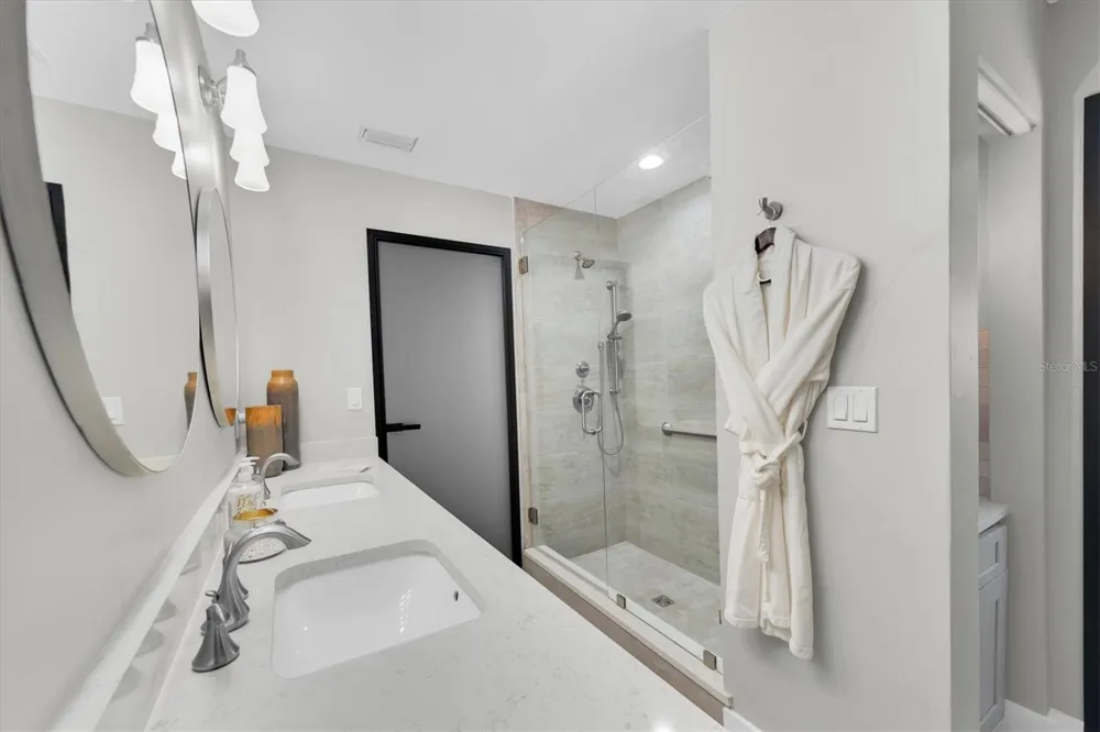 303 BATH CLUB BOULEVARD North Redington Beach, FL 33708