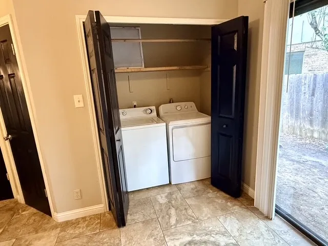 1920 White Oak Circle Round Rock, TX 78681