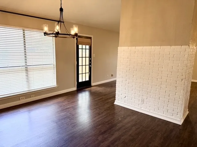 1920 White Oak Circle Round Rock, TX 78681