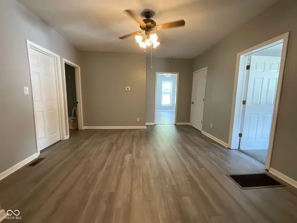 407 McCune Avenue Rockville, IN 47872