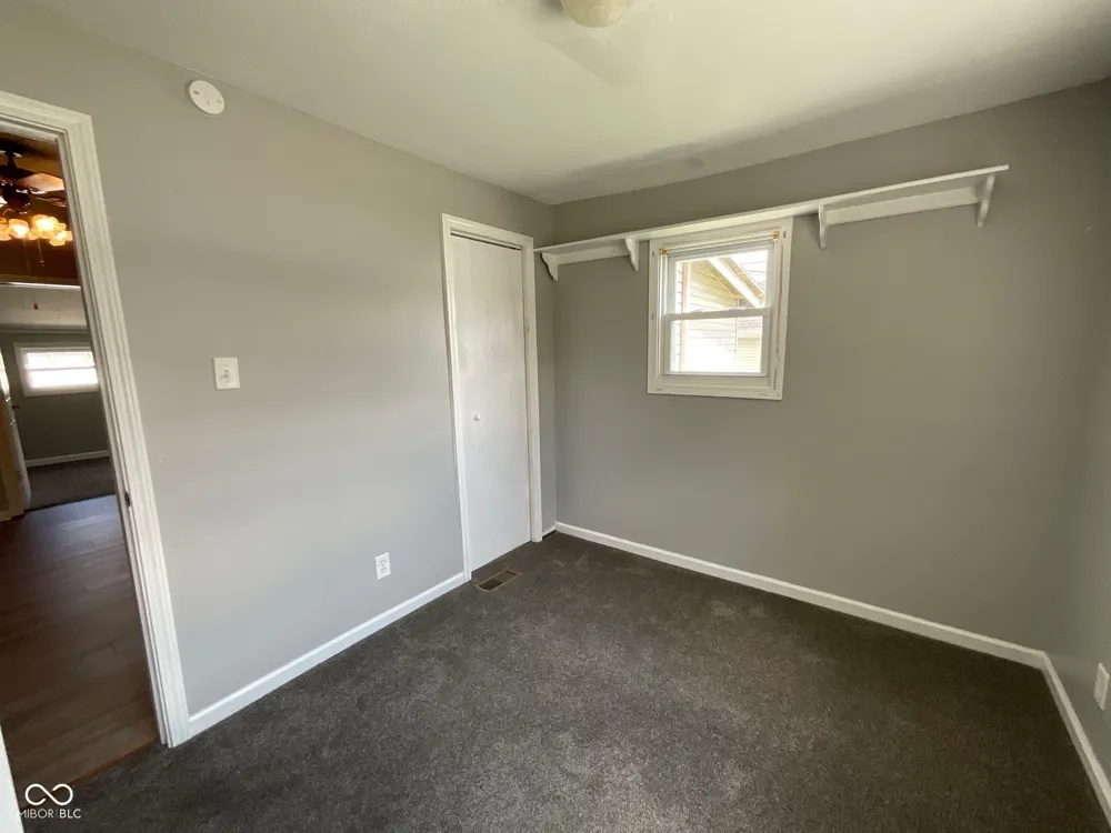 407 McCune Avenue Rockville, IN 47872