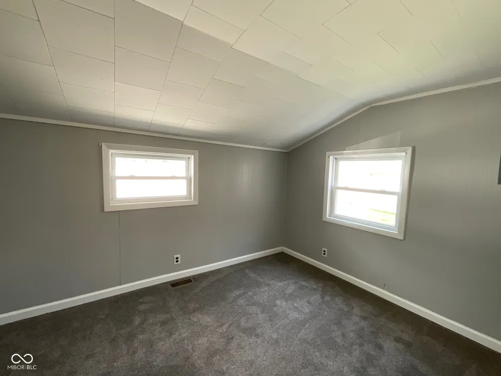 407 McCune Avenue Rockville, IN 47872